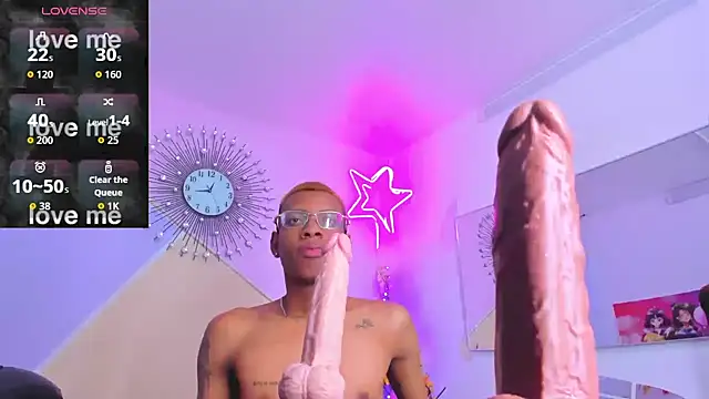 Tiffany Valentine15 online show from October 10, 1:21 pm