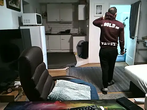 mihaimichael online show from September 30, 11:59 am