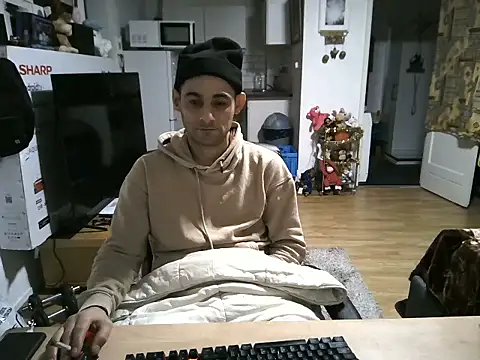 mihaimichael online show from November 18, 1:22 am