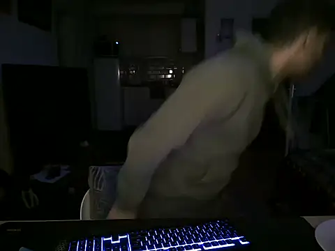 Snapshot of mihaimichael chatting on March 29, 12:54 am mihaimichael online show from March 29, 12:54 am