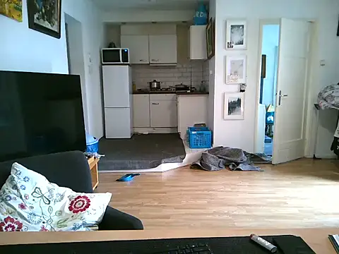 mihaimichael online show from May 13, 12:24 pm