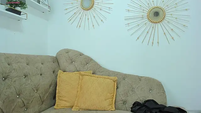 Miah BigBoobs online show from March 8, 3:45 pm