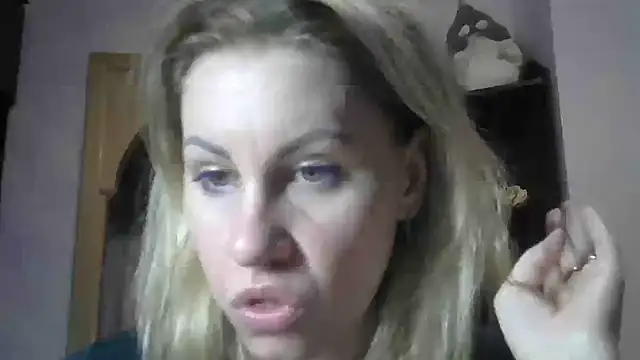 TherestlessKitty online show from February 3, 8:13 am