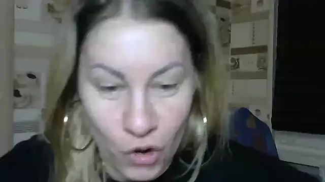 TherestlessKitty online show from December 13, 10:15 pm