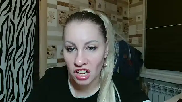 TherestlessKitty online show from February 23, 10:18 pm