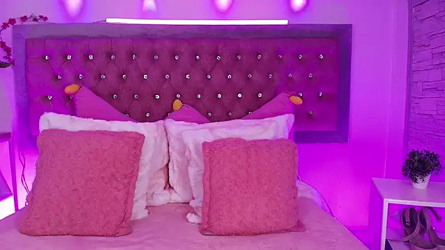 Tayzon Foxxx online show from October 1, 12:55 pm