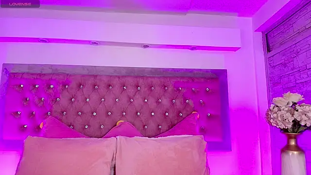 Tayzon Foxxx online show from January 15, 12:43 pm