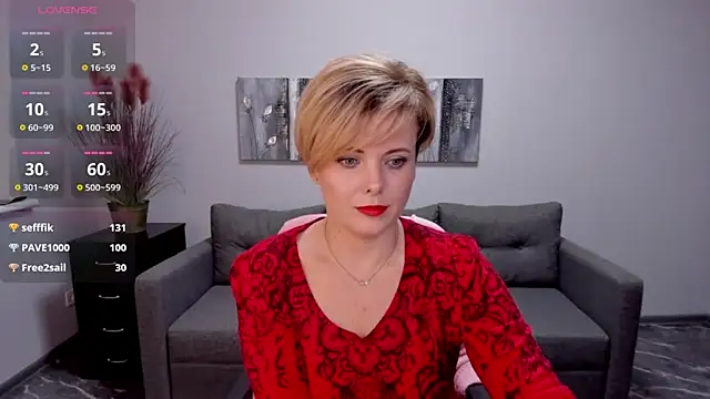 Julia Wilsone online show from February 22, 5:02 pm