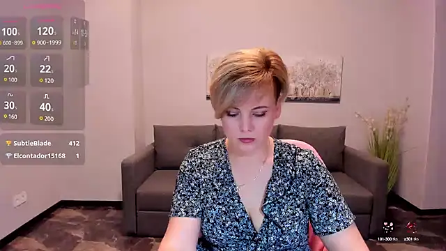 Julia Wilsone online show from March 10, 10:15 am