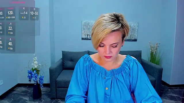 Julia Wilsone online show from September 19, 6:04 am