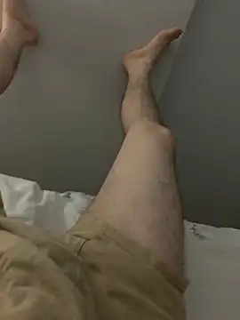 Erenn34 online show from April 27, 11:14 pm