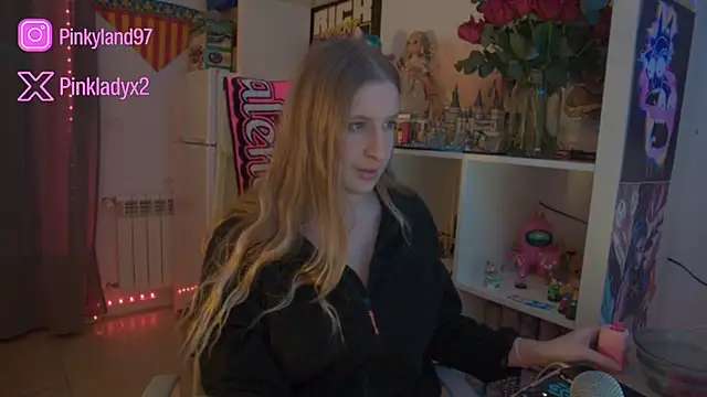 Pinkyladyxxx online show from January 15, 11:52 pm
