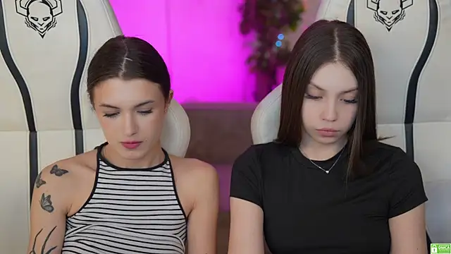 Britney054 online show from February 17, 2:15 pm