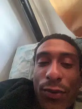 Snapshot of Jose_Smoke chatting on March 7, 12:23 pm Jose Smoke online show from March 7, 12:23 pm