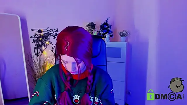 Alina Mills online show from December 26, 3:20 pm