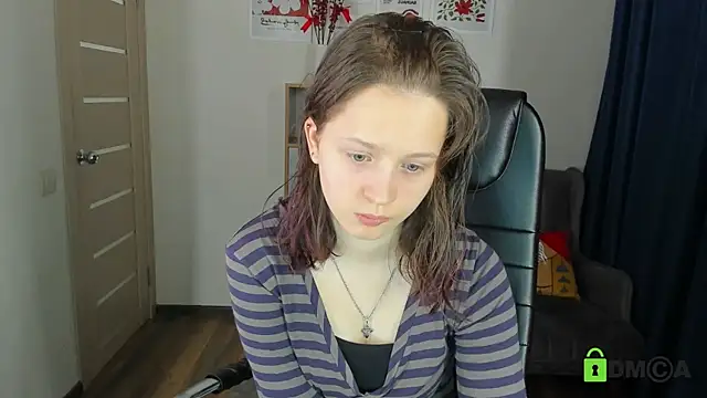 Snapshot of Alina_Mills chatting on May 16, 6:32 am Alina Mills online show from May 16, 6:32 am