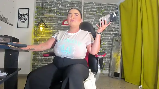 iam samy  online show from February 4, 5:55 pm