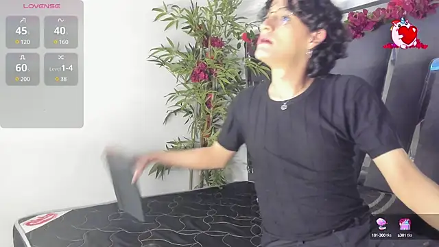 Black Rose2 online show from March 3, 11:33 am