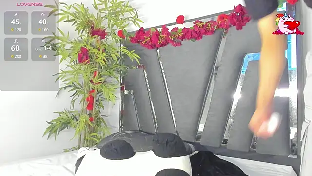 Black Rose2 online show from March 6, 11:47 am