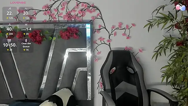 Black Rose2 online show from October 27, 11:25 am