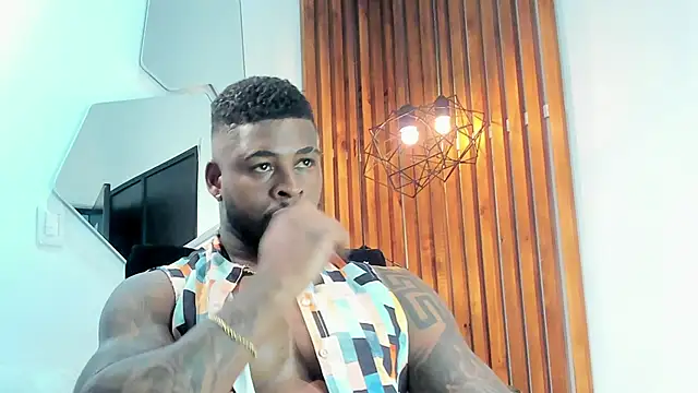 Makonneen online show from December 29, 9:52 pm