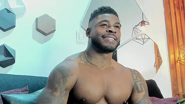 Makonneen online show from January 2, 10:22 pm