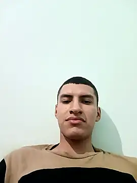 Rogersmit2 online show from November 26, 12:44 am