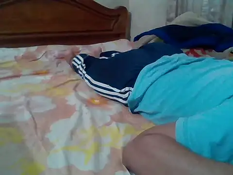 Snapshot of Lily_969 chatting on February 16, 3:52 pm Lily 969 online show from February 16, 3:52 pm