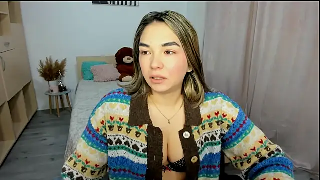 Alexa Dolly12 online show from January 19, 7:01 am