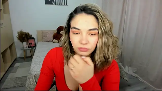 Alexa Dolly12 online show from March 6, 6:10 am