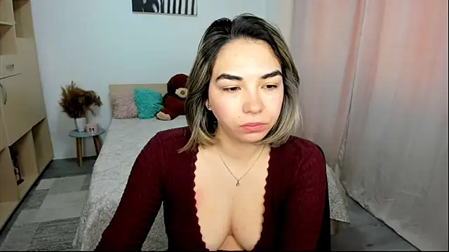 Alexa Dolly12 online show from April 16, 8:04 am