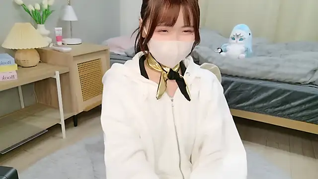 Sayuringo  online show from December 17, 2:45 pm