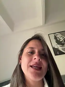 Alice milf  online show from April 5, 9:01 pm