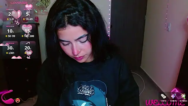 Snapshot of _luna_torres chatting on March 19, 6:24 am luna torres online show from March 19, 6:24 am