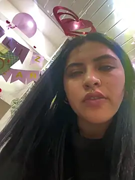 Snapshot of _luna_torres chatting on February 19, 3:46 am luna torres online show from February 19, 3:46 am