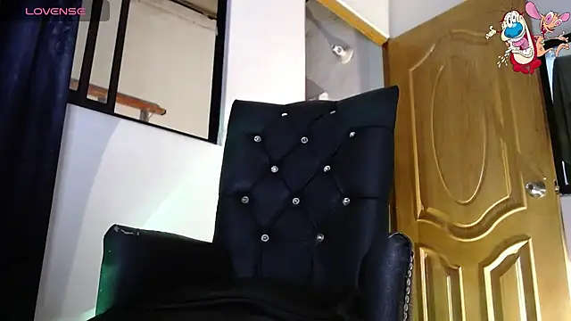 Snapshot of ren_stipee chatting on February 3, 12:58 am ren stipee online show from February 3, 12:58 am
