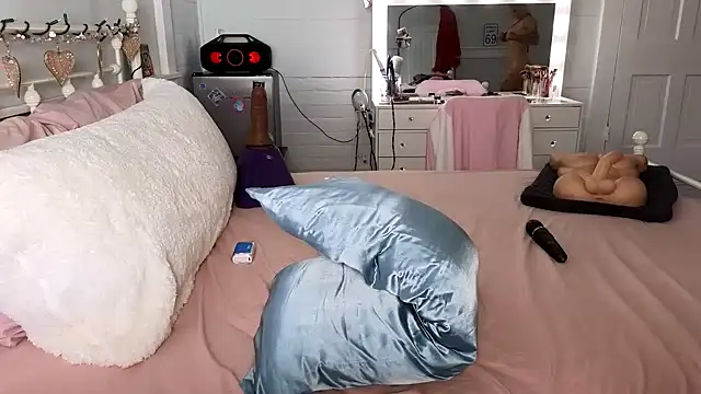 emmagray001 online show from January 31, 4:27 pm