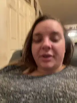 lairarose online show from December 17, 3:49 pm