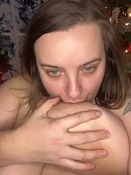 lairarose online show from December 24, 8:44 am