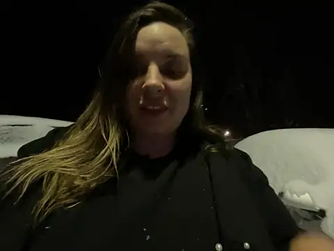 lairarose online show from January 11, 4:06 am