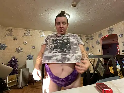 lairarose online show from January 12, 8:36 pm