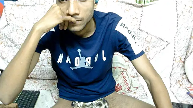 Snapshot of Alex_Suman25 chatting on February 14, 8:59 pm Alex Suman25 online show from February 14, 8:59 pm