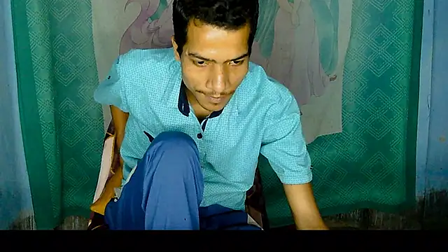 Snapshot of Alex_Suman25 chatting on March 21, 3:02 pm Alex Suman25 online show from March 21, 3:02 pm