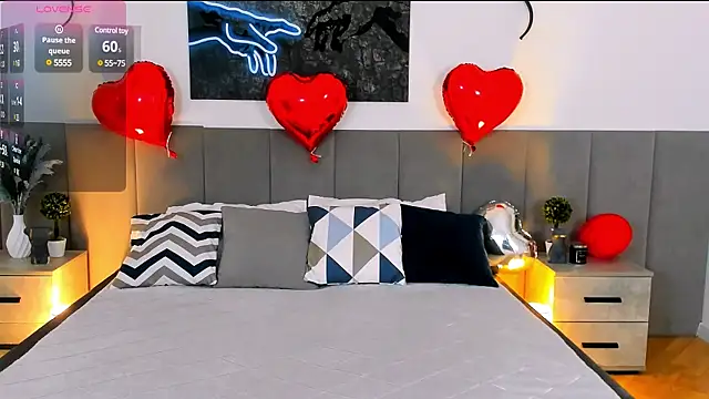 MiaBecky online show from February 18, 5:20 am