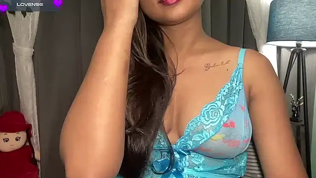 senorita78 online show from October 29, 8:27 am