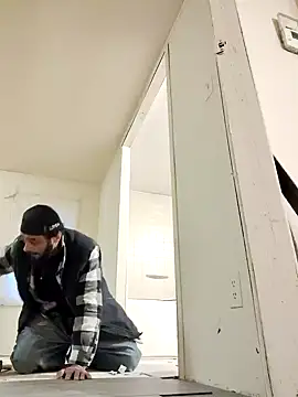 C8L3U online show from January 14, 1:06 pm