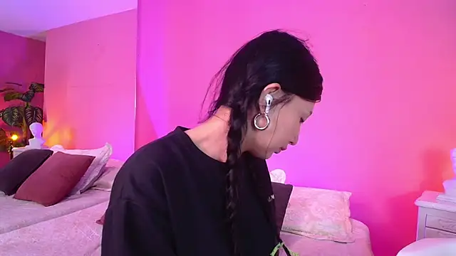 Nicolette ks  online show from December 27, 12:56 pm