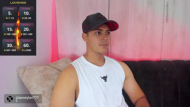 Iamdylan777 online show from February 26, 2:15 am