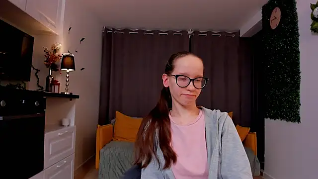 BettyBrowni online show from February 19, 11:14 pm