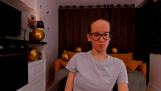 BettyBrowni online show from February 24, 7:09 pm